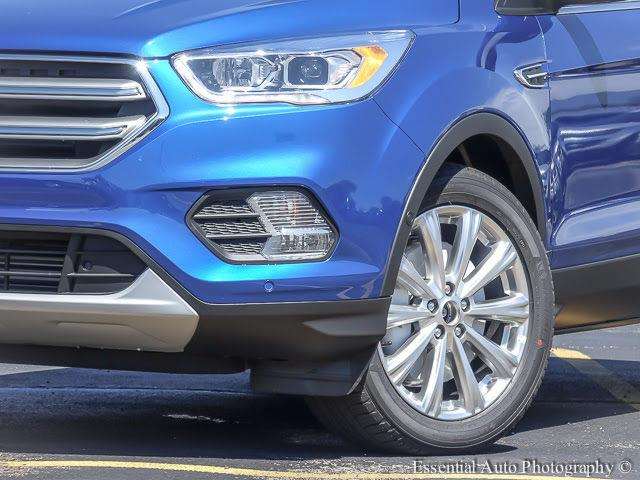 Ford Escape 2017 photo 2